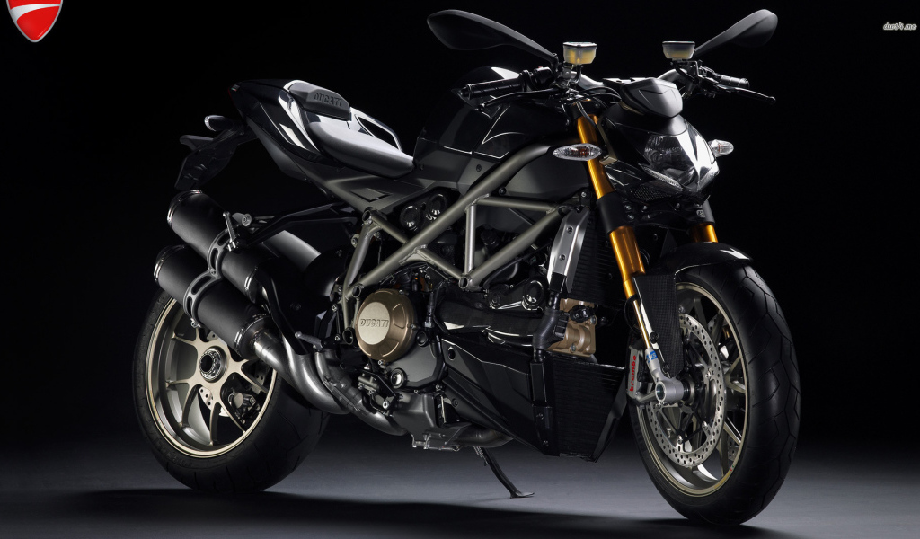 Красивый мотоцикл Ducati Streetfighter 848