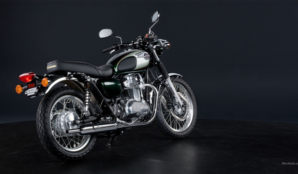 Красивый мотоцикл Kawasaki W 800