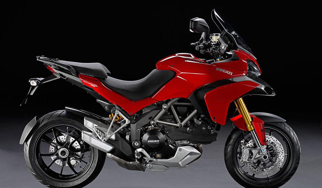 Красивый мотоцикл в москве Ducati Multistrada 1200