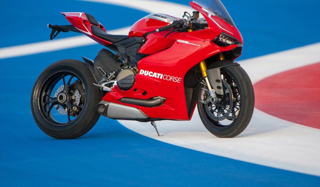 Мотоцикл модели Ducati Superbike 1199 Panigale