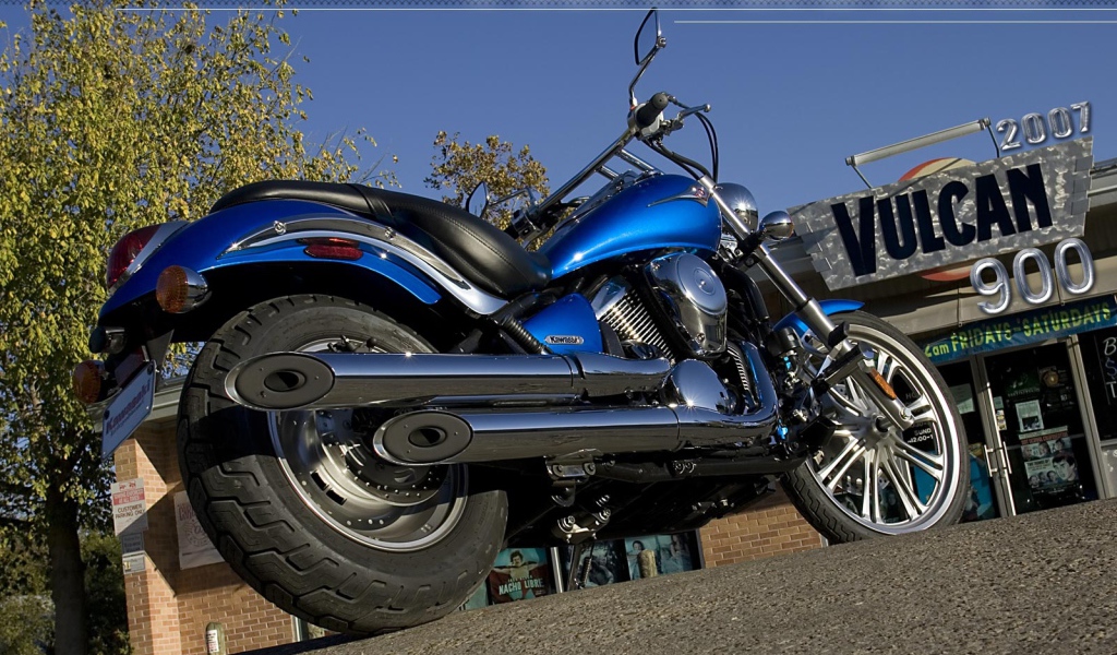 Мотоцикл модели Kawasaki VN 900 Classic