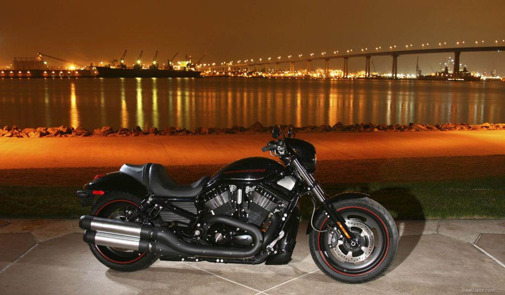 Быстрый мотоцикл Harley-Davidson Night Rod Special