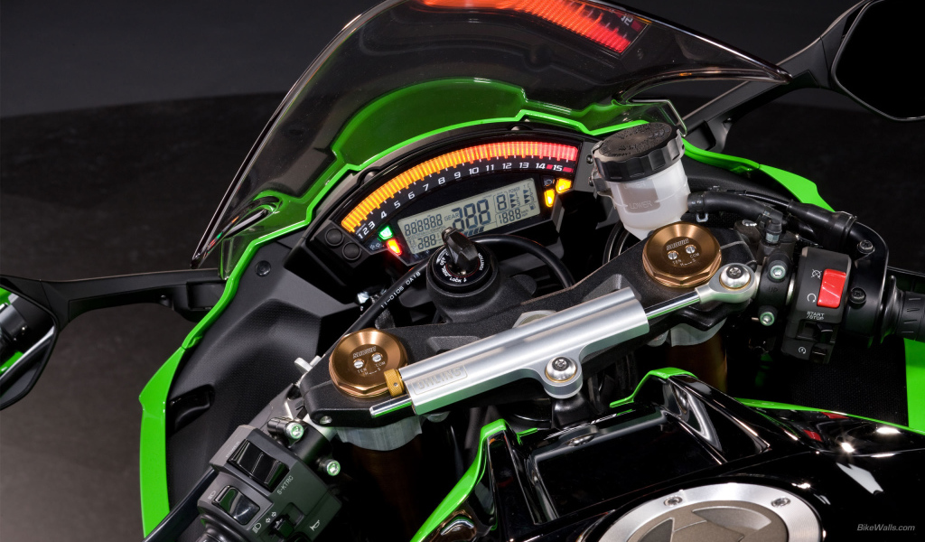 Быстрый мотоцикл Kawasaki Ninja ZX-10R