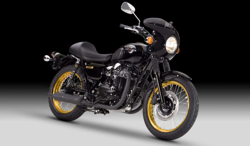 Быстрый мотоцикл Kawasaki W 800