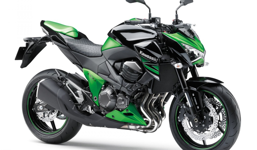 Быстрый мотоцикл Kawasaki Z 800