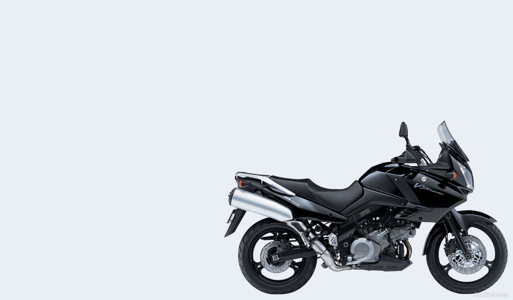 Быстрый мотоцикл Suzuki V-Storm 1000  DL