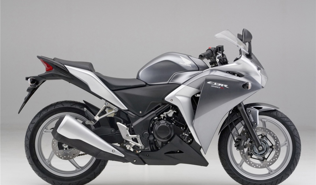 Невероятный мотоцикл Honda CBR 250 R