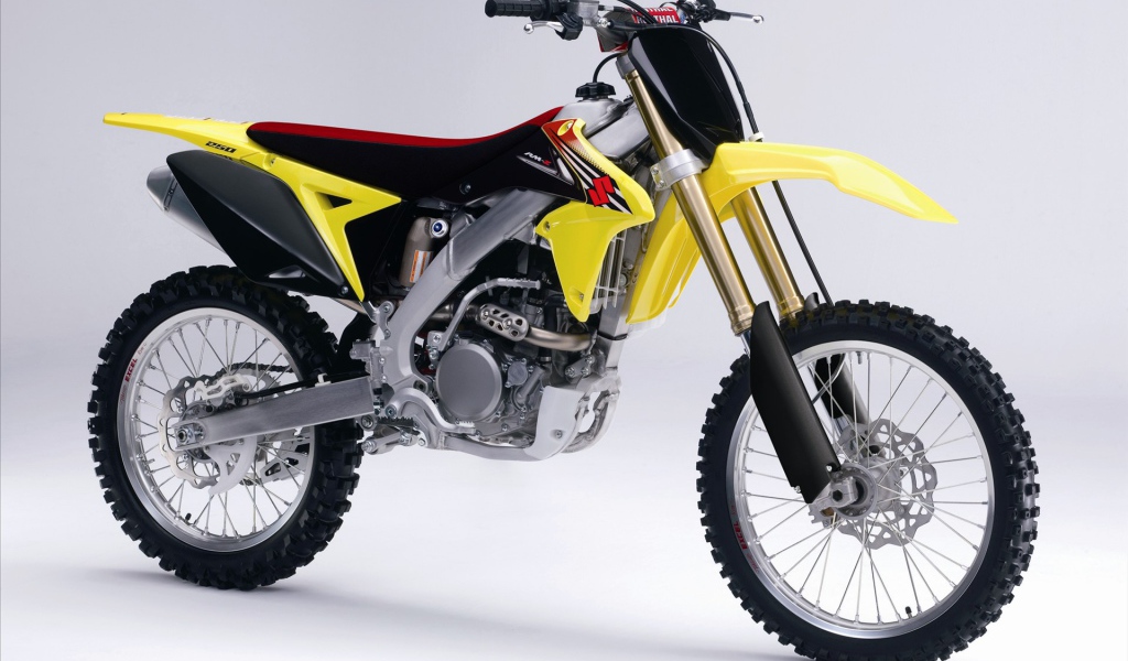 Невероятный мотоцикл Suzuki RM-Z 250