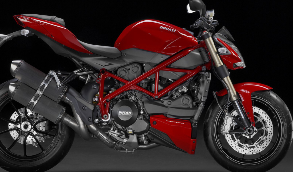 Невероятно быстрый мотоцикл Ducati Streetfighter 848