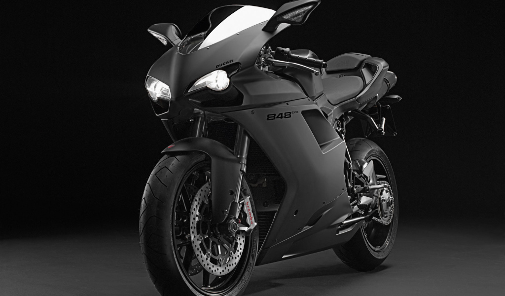 Невероятно быстрый мотоцикл Ducati Superbike 848 Evo