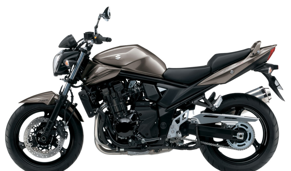 Невероятно быстрый мотоцикл Suzuki  GSF 1250 S