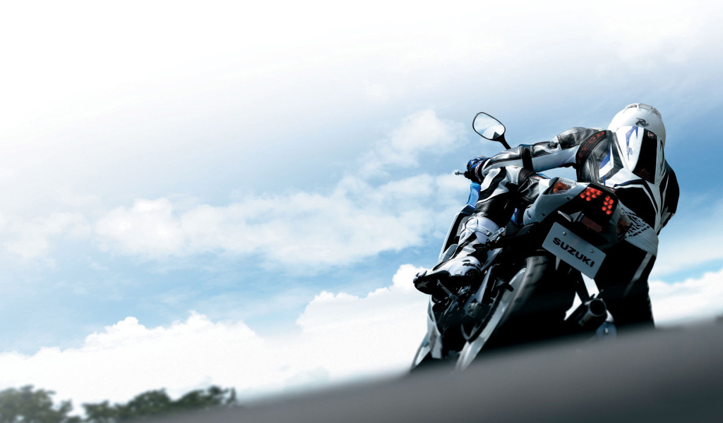 Невероятно быстрый мотоцикл Suzuki  GSX-R 750