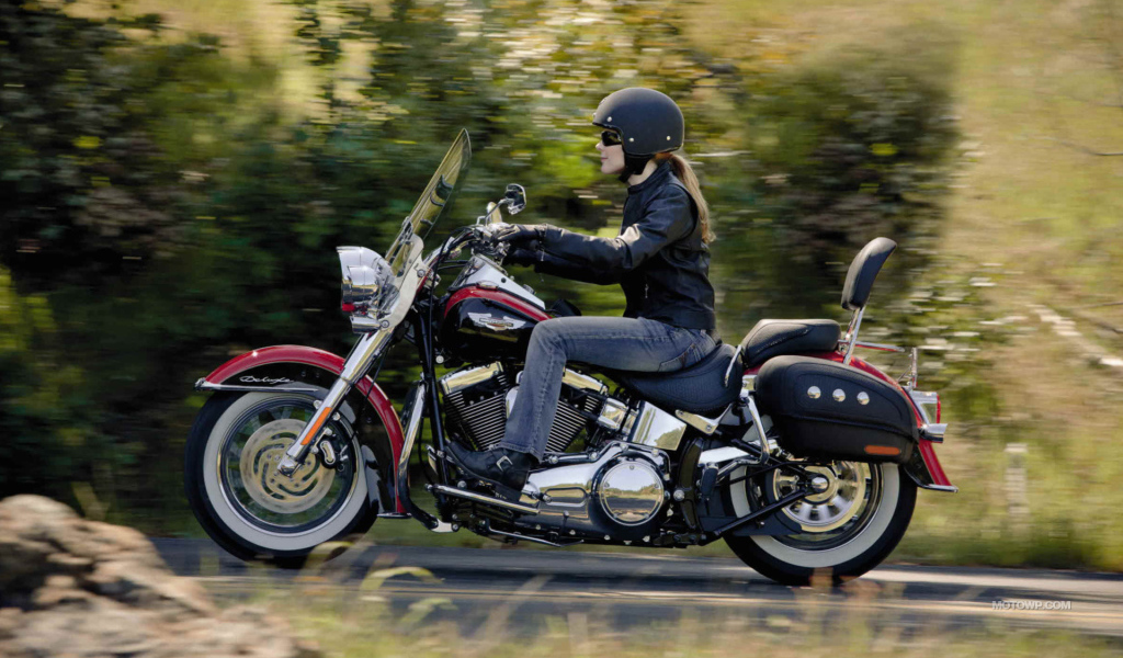 Мотоцикл модели Harley-Davidson Heritage Softail