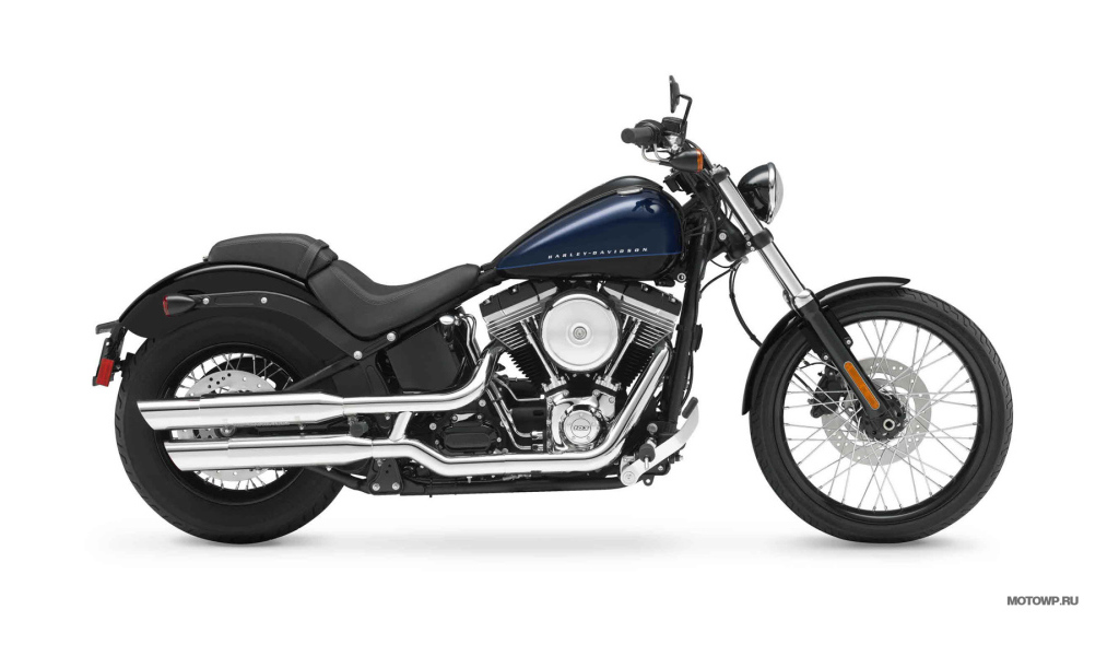Мотоцикл модели Harley-Davidson Softail Blackline