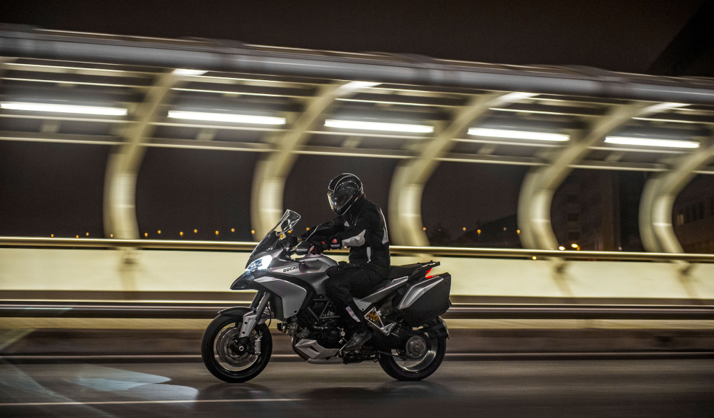 Новый мотоцикл Ducati Multistrada 1200 S Granturismo