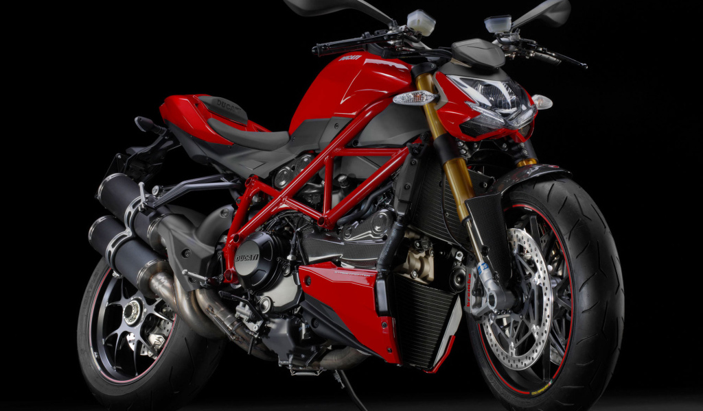 Новый мотоцикл Ducati Streetfighter 848