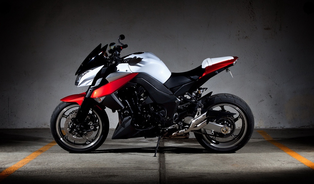 Новый мотоцикл Kawasaki ER-6n