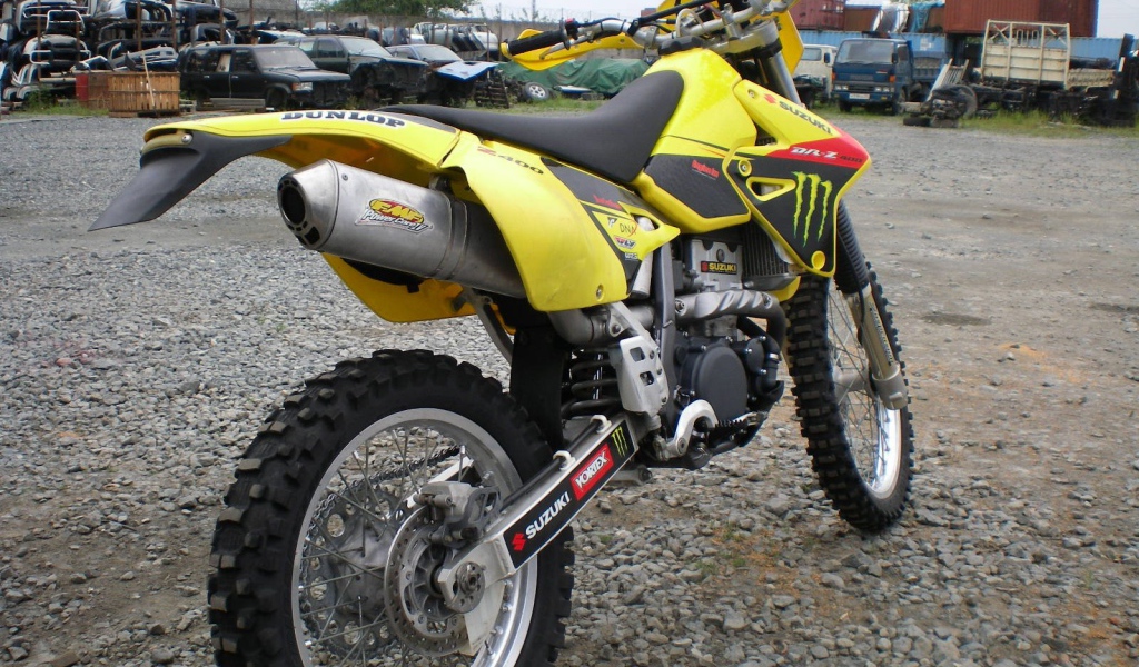 Новый надежный мотоцикл Suzuki  DR-Z 125