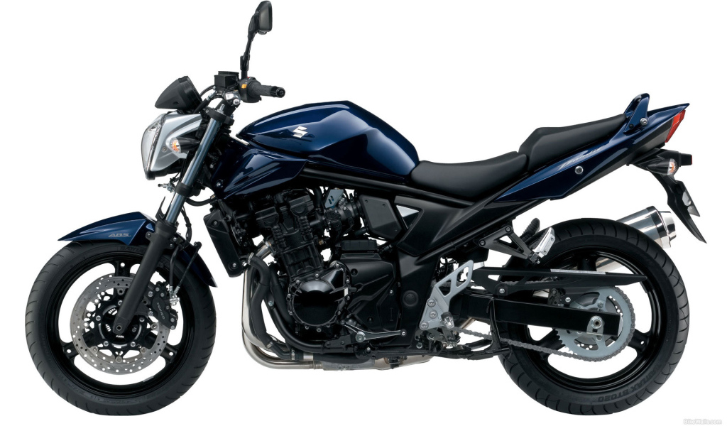 Новый надежный мотоцикл Suzuki  GSF 650