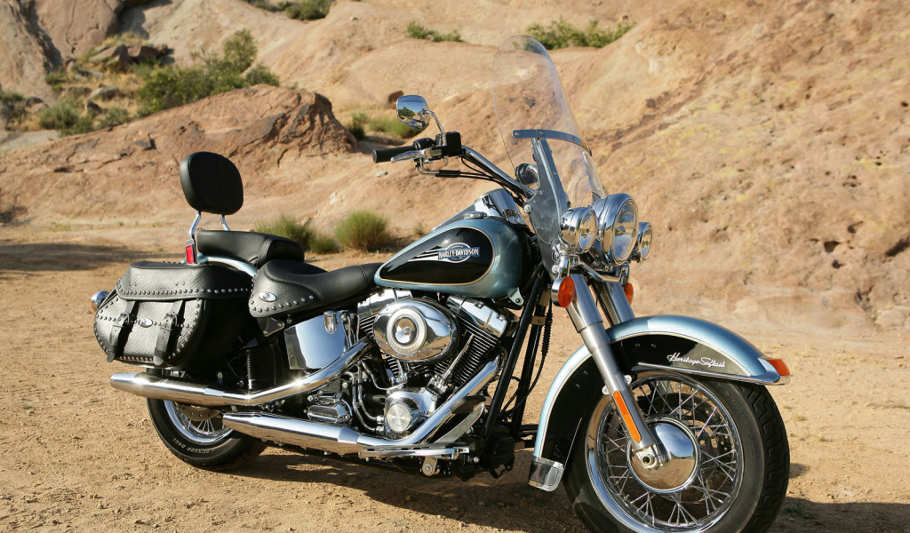 Новый надежный мотоцикл Harley-Davidson Heritage Softail