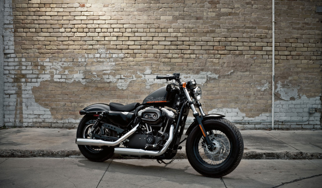 Новый надежный мотоцикл Harley-Davidson XL 1200X Sportster Forty-Eight