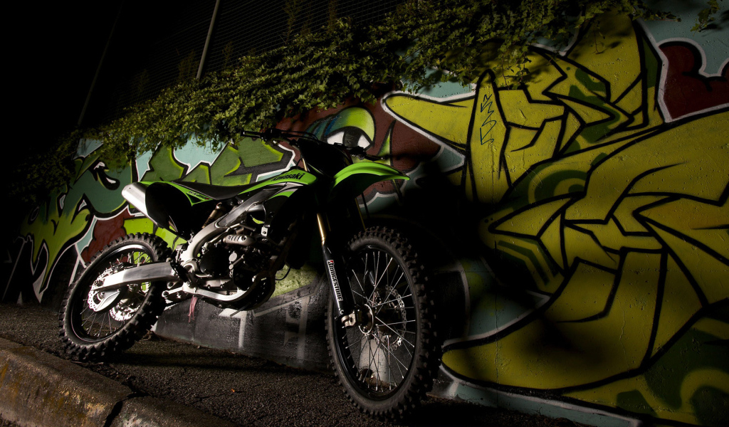 Новый надежный мотоцикл Kawasaki KX 250 F