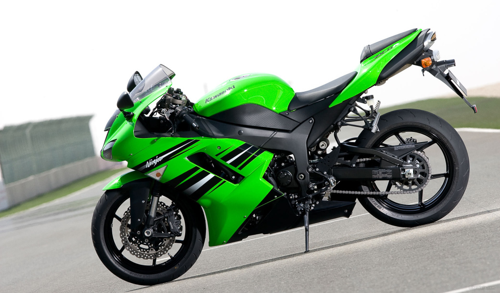 Новый надежный мотоцикл Kawasaki Ninja ZX-6R