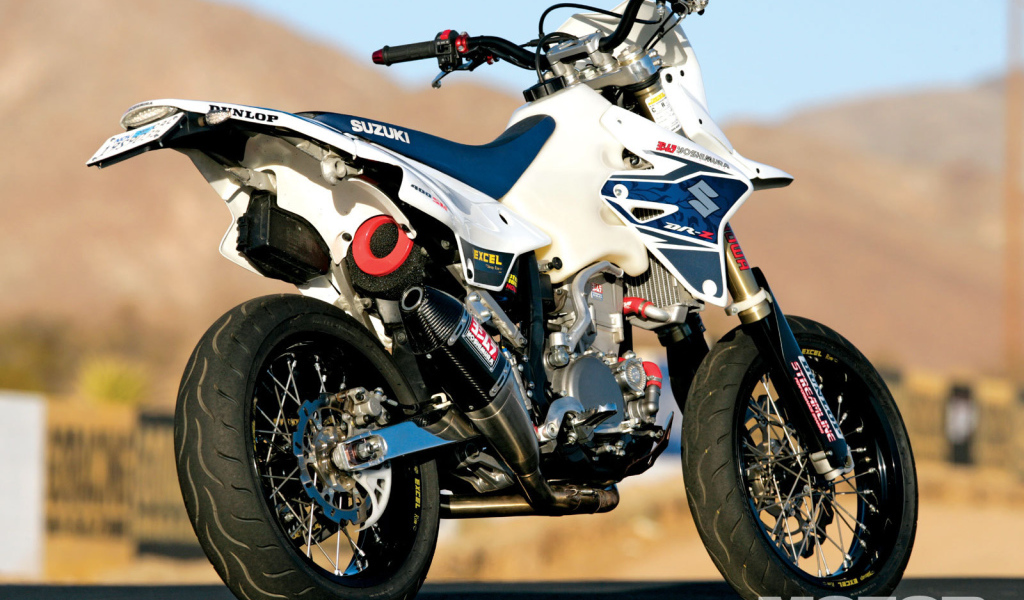 Популярный мотоцикл Suzuki  DR-Z400 S