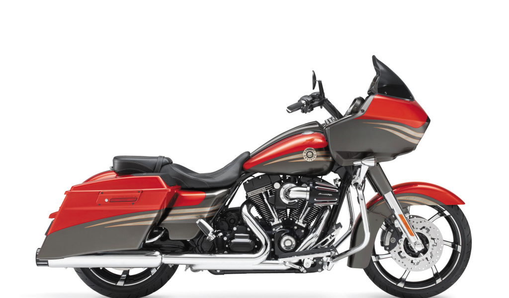 Популярный мотоцикл Harley-Davidson CVO Road Glide Custom