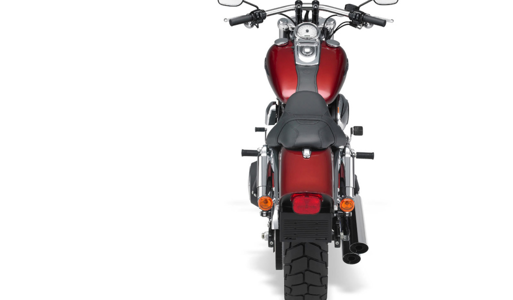 Популярный мотоцикл Harley-Davidson Dyna Fat Bob