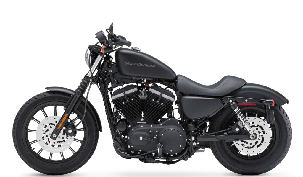 Популярный мотоцикл Harley-Davidson XL 883N Sportster Iron