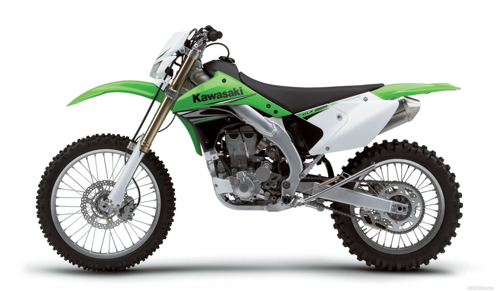 Популярный мотоцикл Kawasaki KLX 450 R
