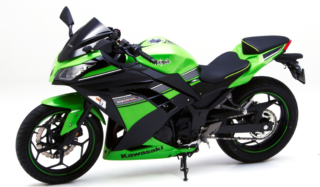 Популярный мотоцикл Kawasaki Ninja 300