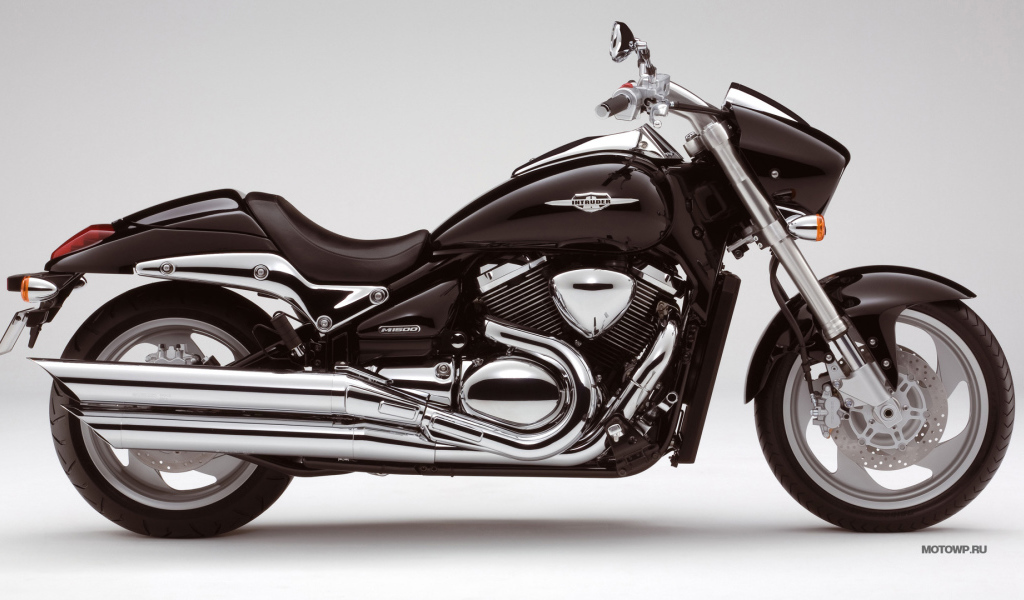 Популярный мотоцикл Suzuki  Intruder M1500