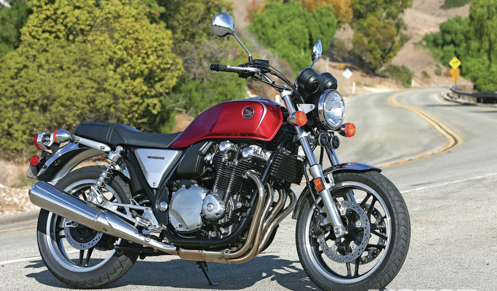 Надежный мотоцикл Honda CB 1100