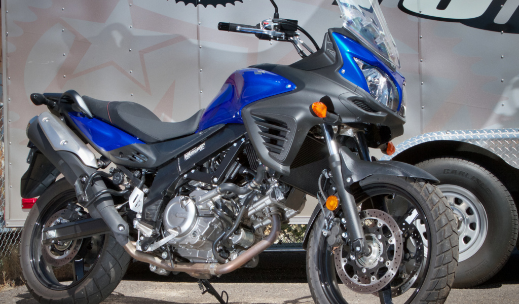 Мотоцикл Suzuki модели V-Storm 650 ABS