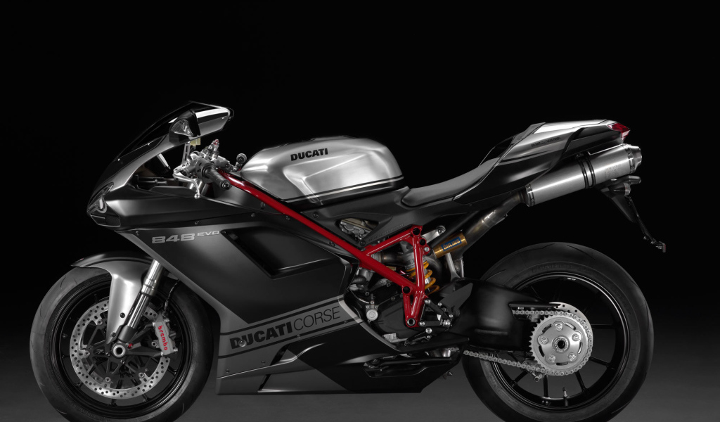 Тест-драйв мотоцикла Ducati Superbike 848 Evo