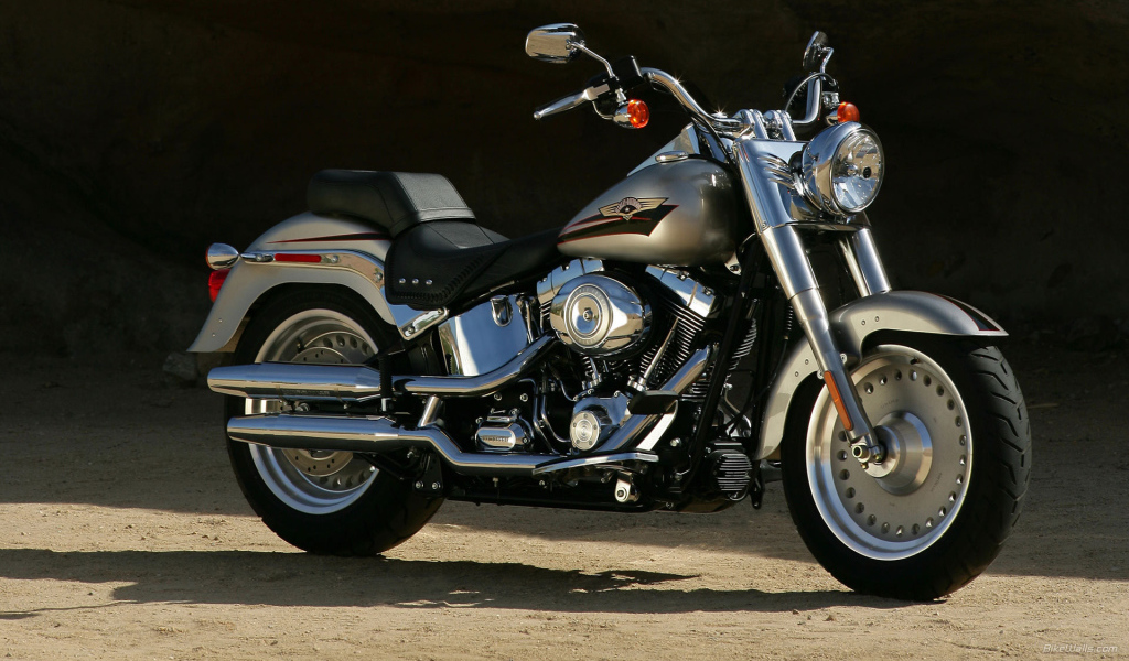 Тест-драйв мотоцикла Harley-Davidson Fat Boy