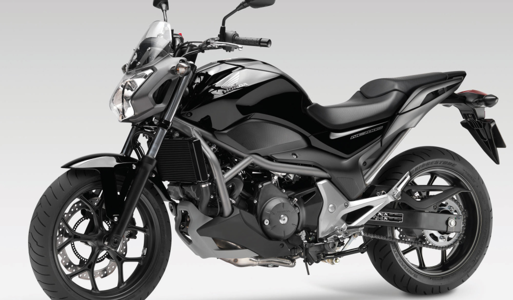 Тест-драйв мотоцикла Honda NC 700 S