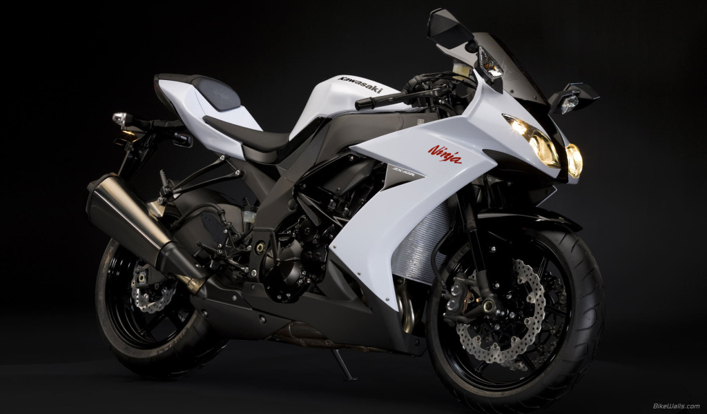 Тест-драйв мотоцикла Kawasaki Ninja ZX-10R