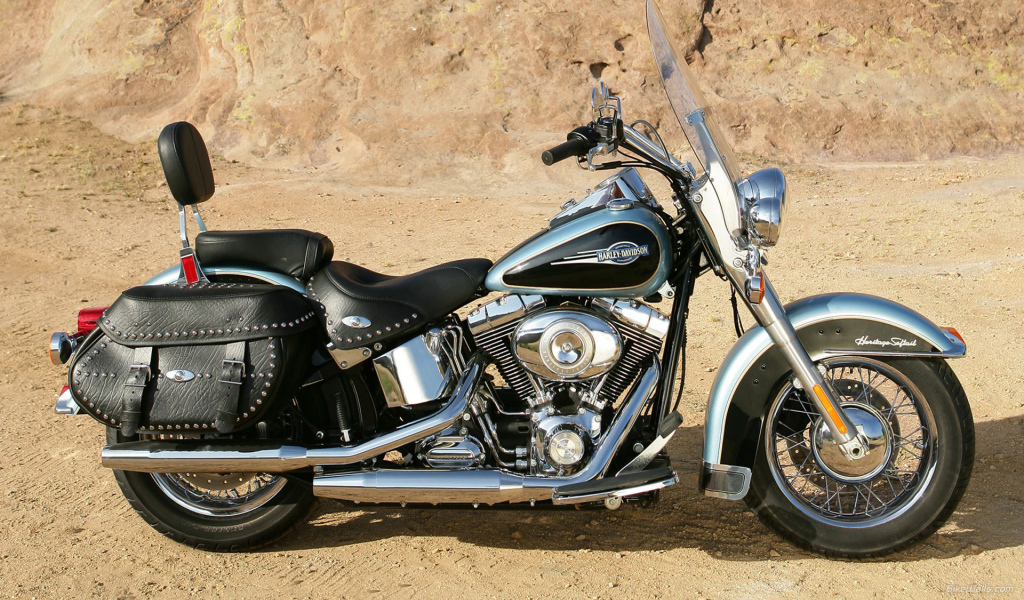 Надежный мотоцикл Harley-Davidson Heritage Softail