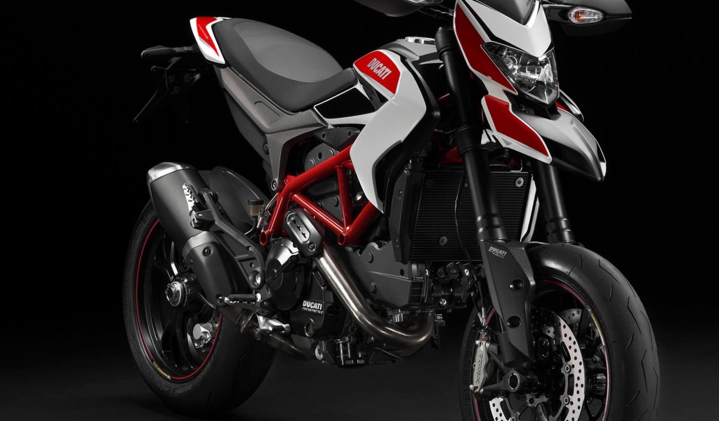 Новый надежный мотоцикл Ducati Hypermotard SP