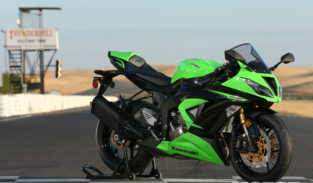 Надежный мотоцикл Kawasaki Ninja ZX-6R 636 Performance