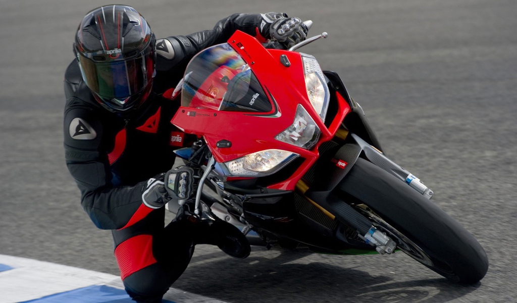 Гонщик на вираже