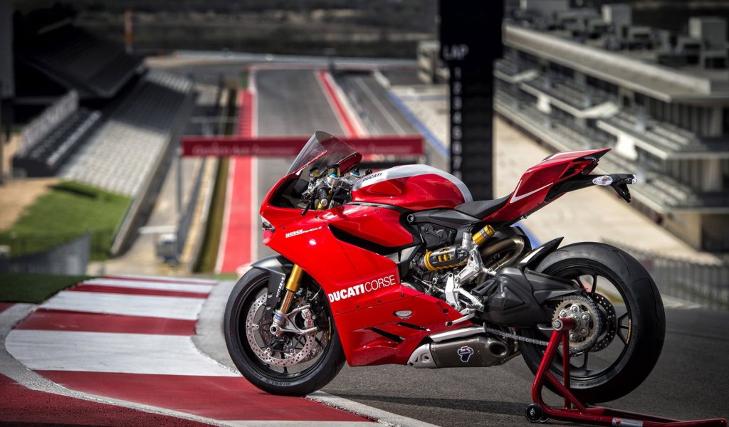 Мотоцикл Ducati Superbike 1199 Panigale