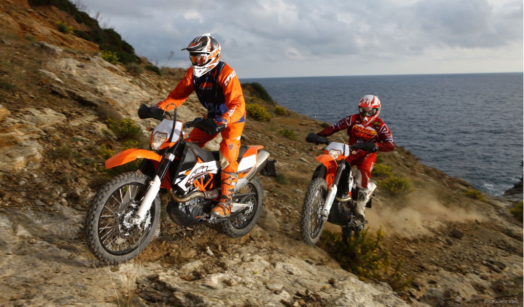 Мотокросс по горам