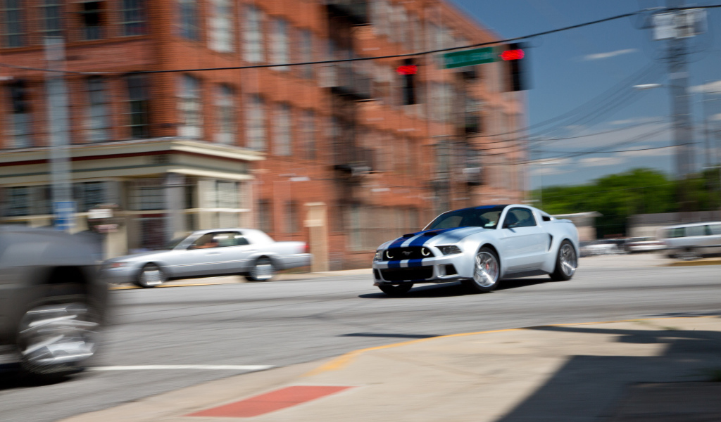 Need for Speed: Жажда скорости езда на улице