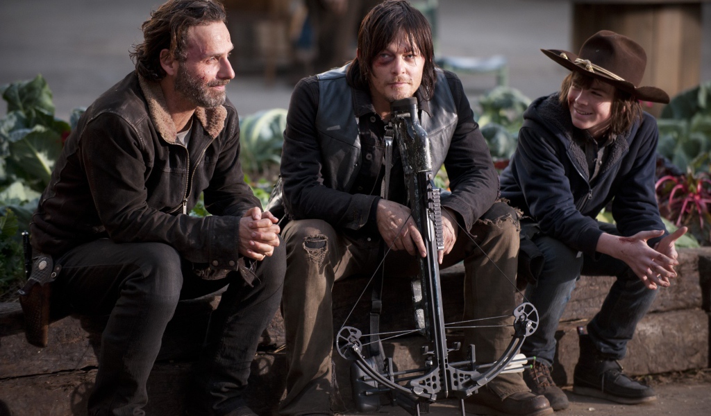 Рик с сыном и Дерилом из Ходячих Мертвецов