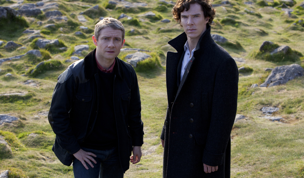 Шерлок с коллегой на природе