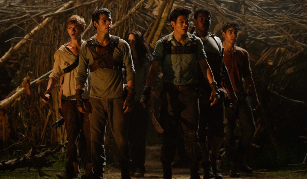 Бегущий по лабиринту герои